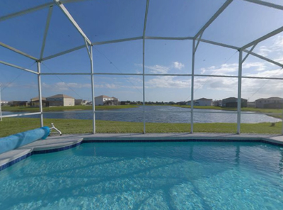 Executive Lakeside vacation rental pool